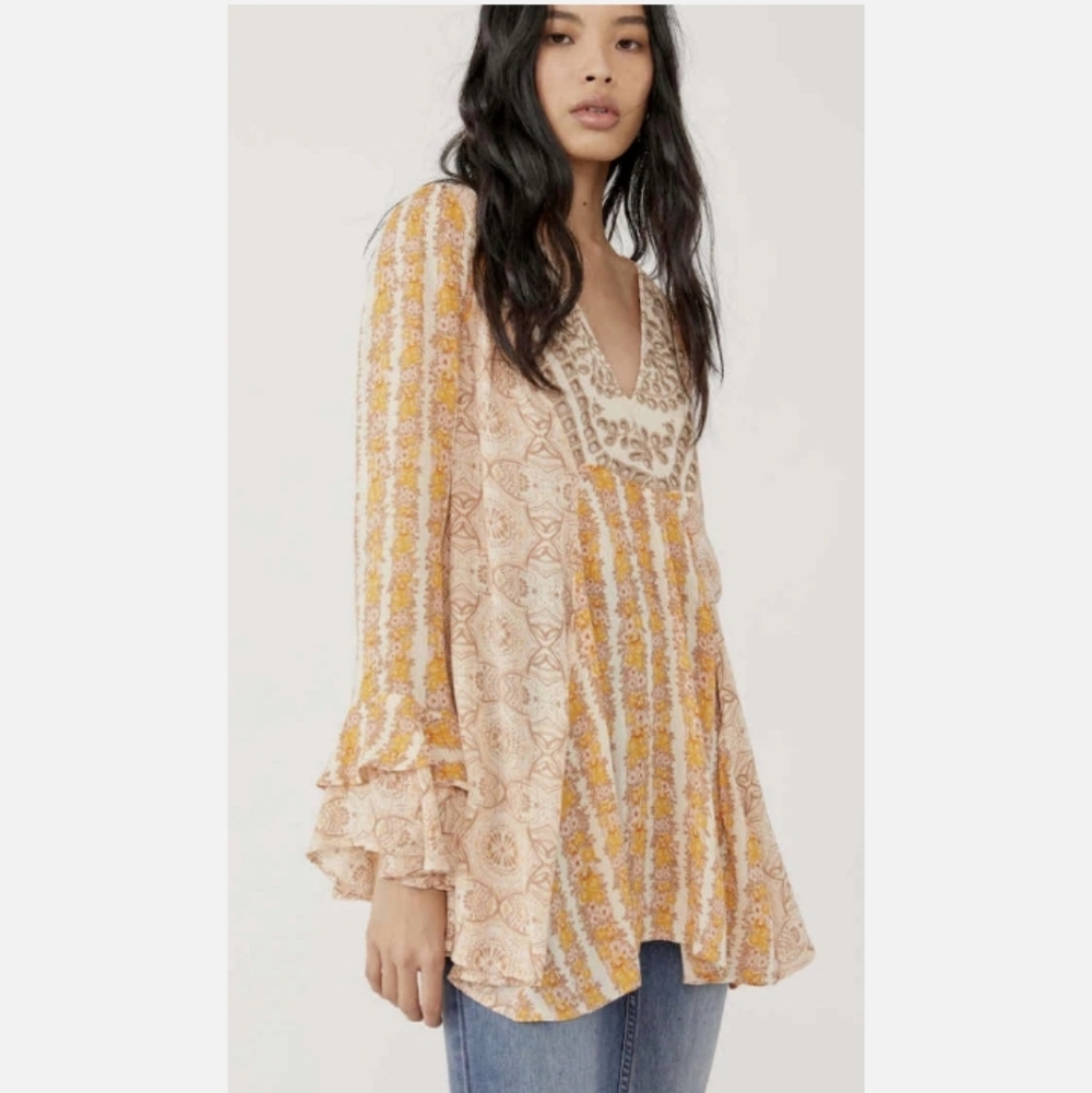 Free People "Falling Into You" Bohemian Bell Sleeve Tunic Floral NWT XS/S